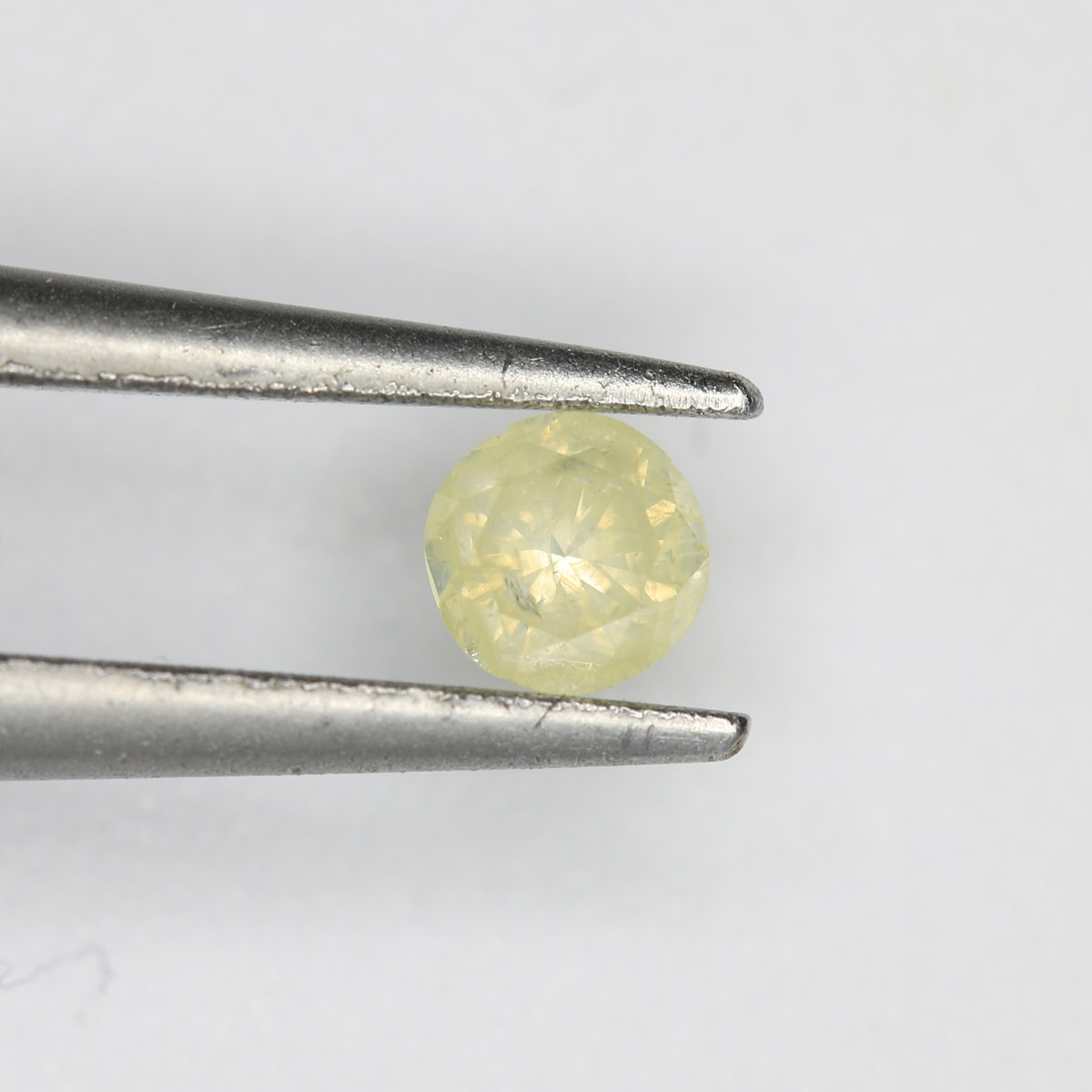 0.09ct Diamond