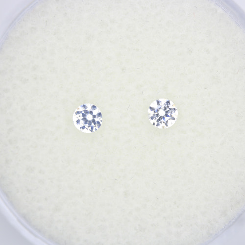 0.27ct Zircon White Pair