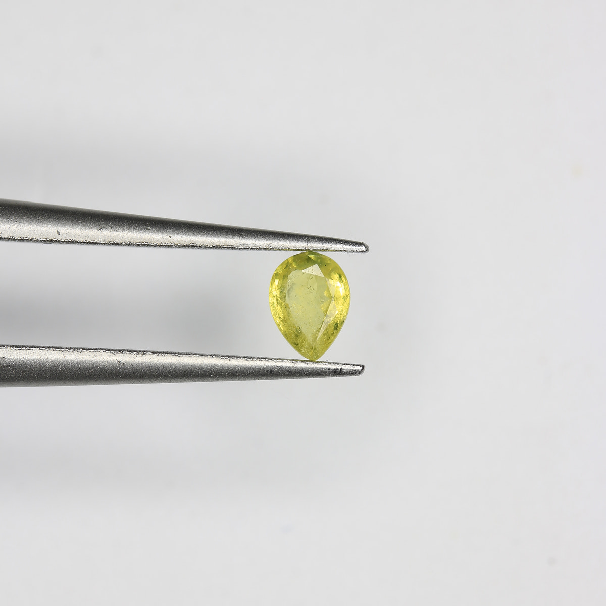 0.28ct Sapphire Yellow