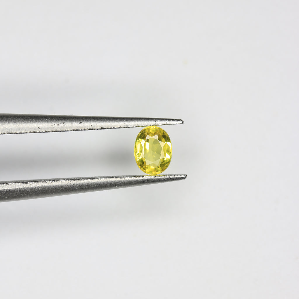 0.31ct Sapphire Yellow - alternate view 2