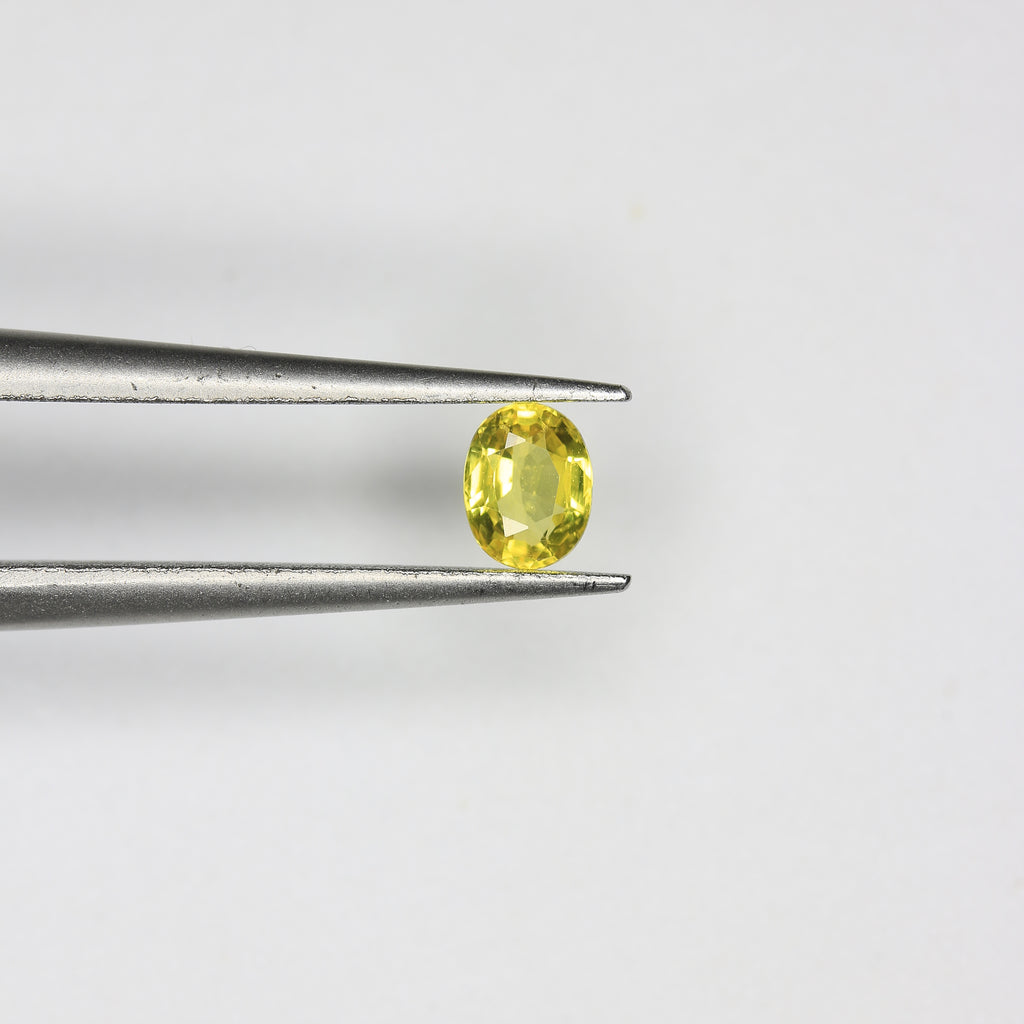 0.31ct Sapphire Yellow - alternate view 3