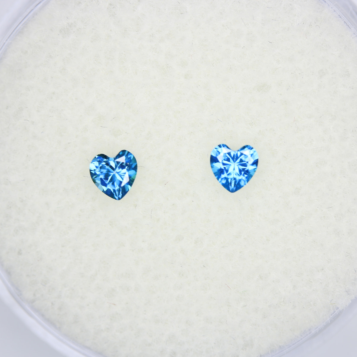 0.325ct Zircon Blue Pair
