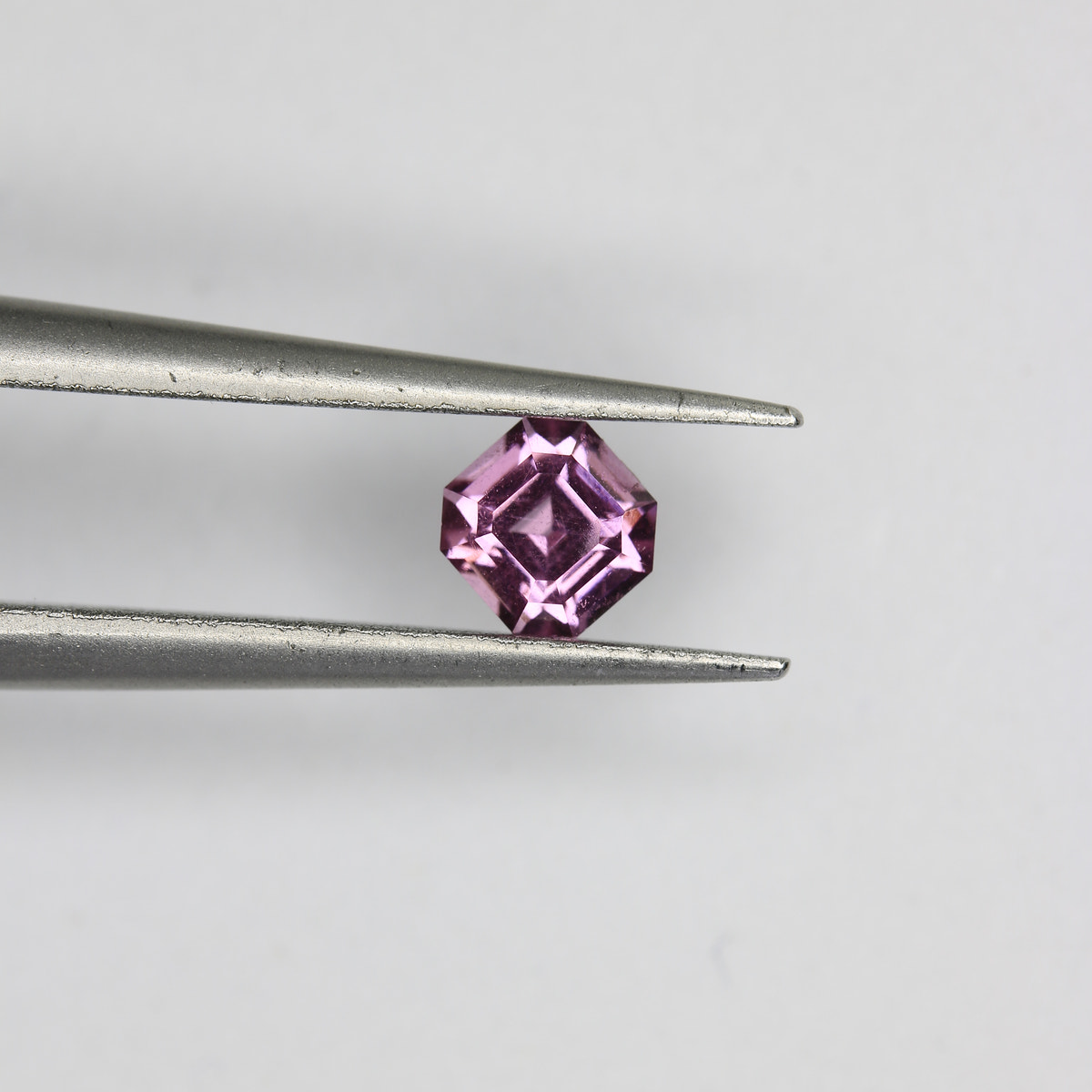 0.40ct Garnet Pink
