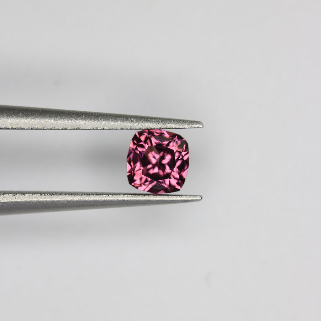 0.43ct Garnet Pink - alternate view 2