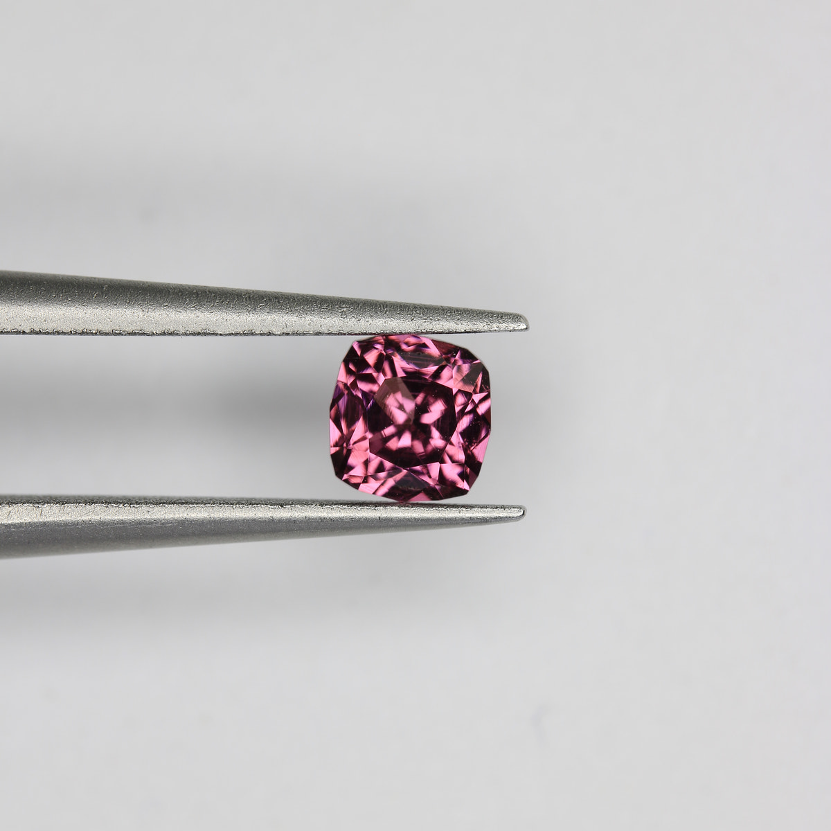 0.43ct Garnet Pink