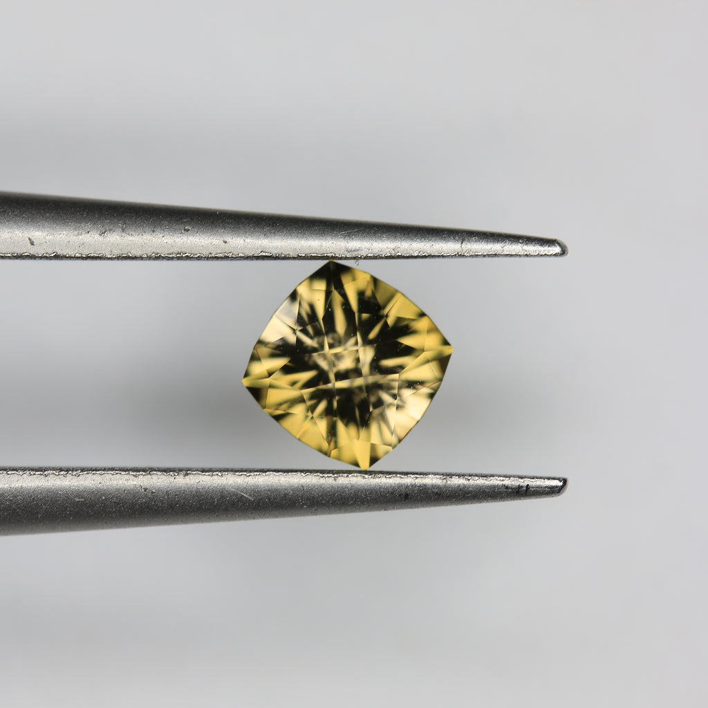 0.47ct Tourmaline Bronze - alternate view 2