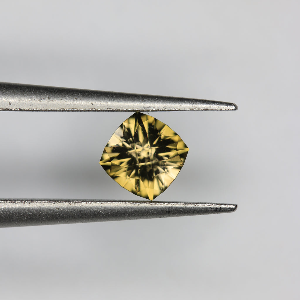 0.47ct Tourmaline Bronze - alternate view 3