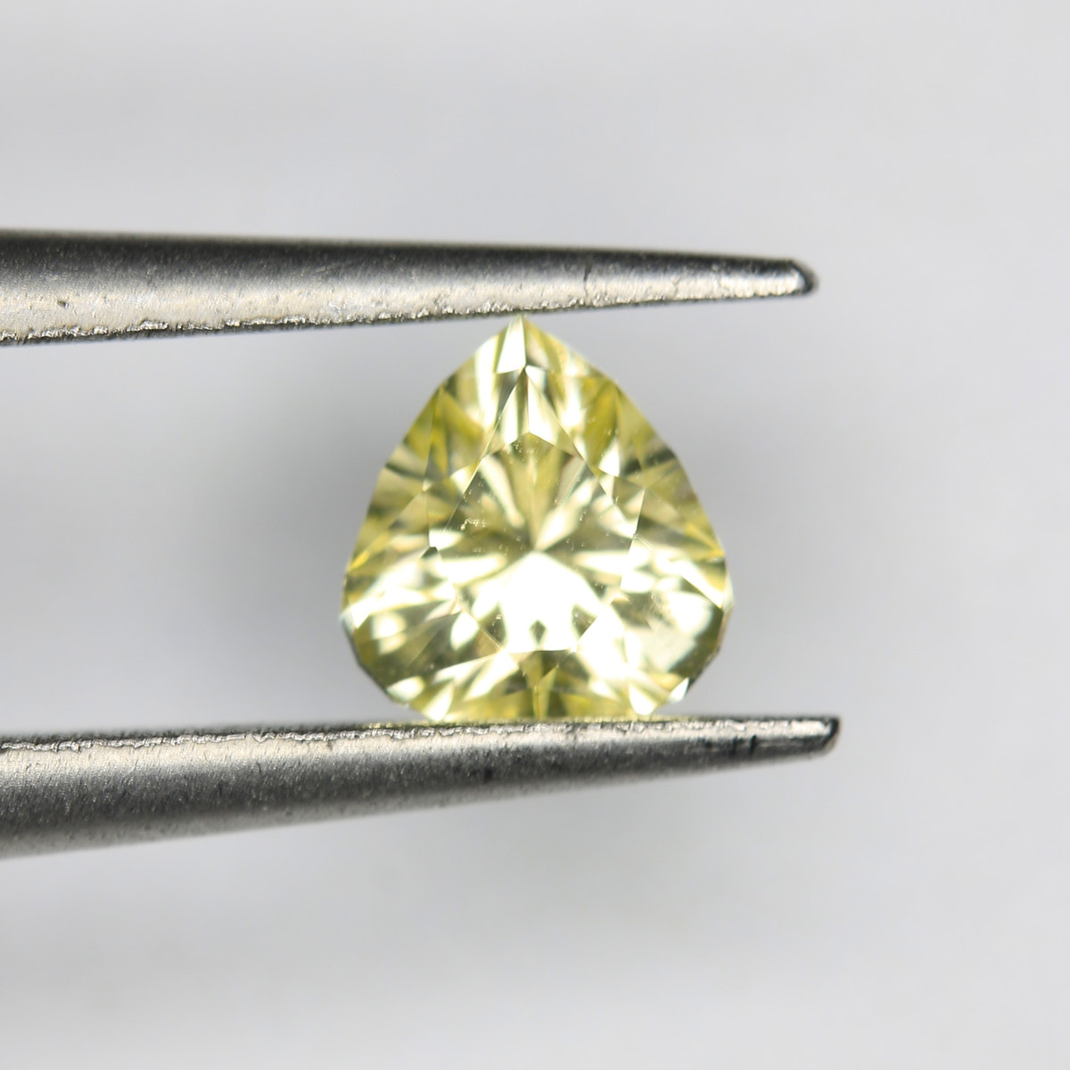 0.4ct Sapphire