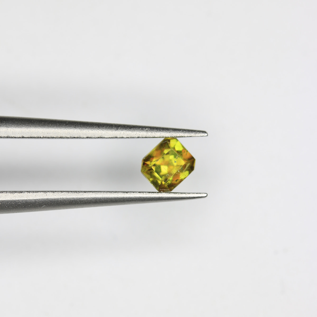 0.4ct Sphene