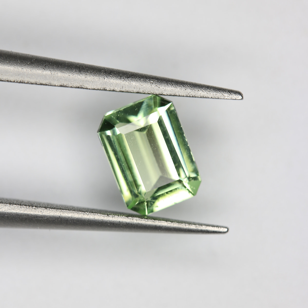 0.52ct Tourmaline Mint Green - alternate view 2