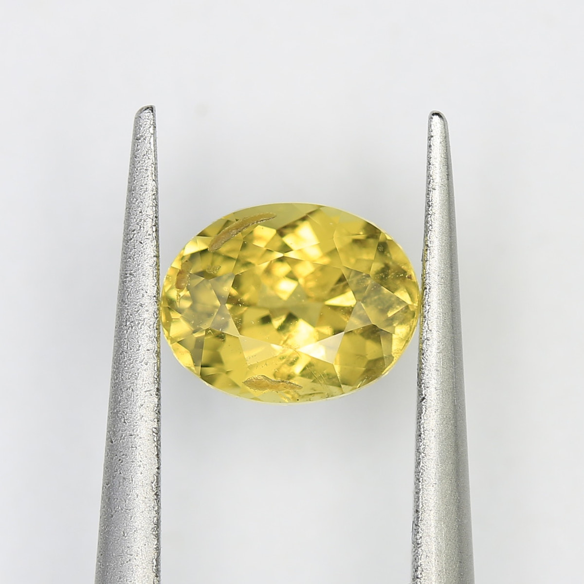 0.54ct Chrysoberyl - alternate view 2