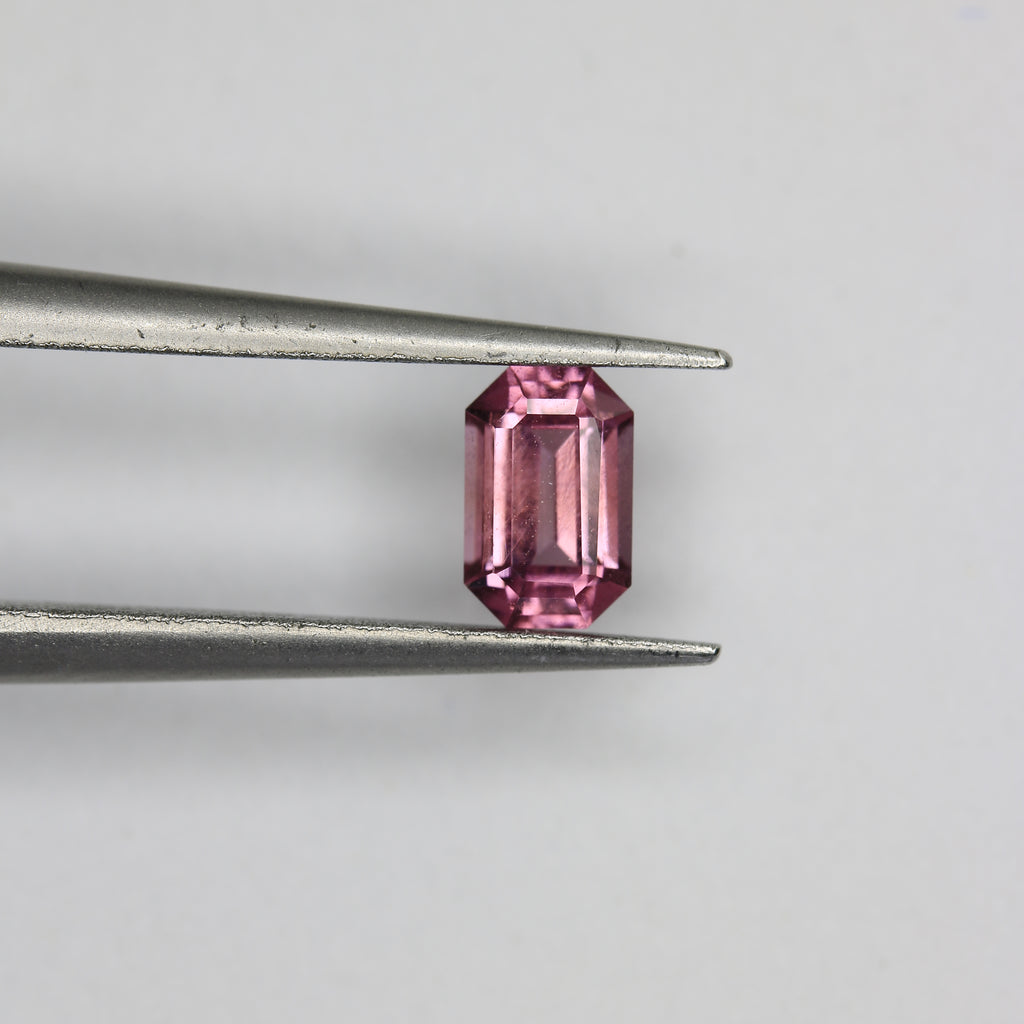 0.55ct Garnet Pink - alternate view 2