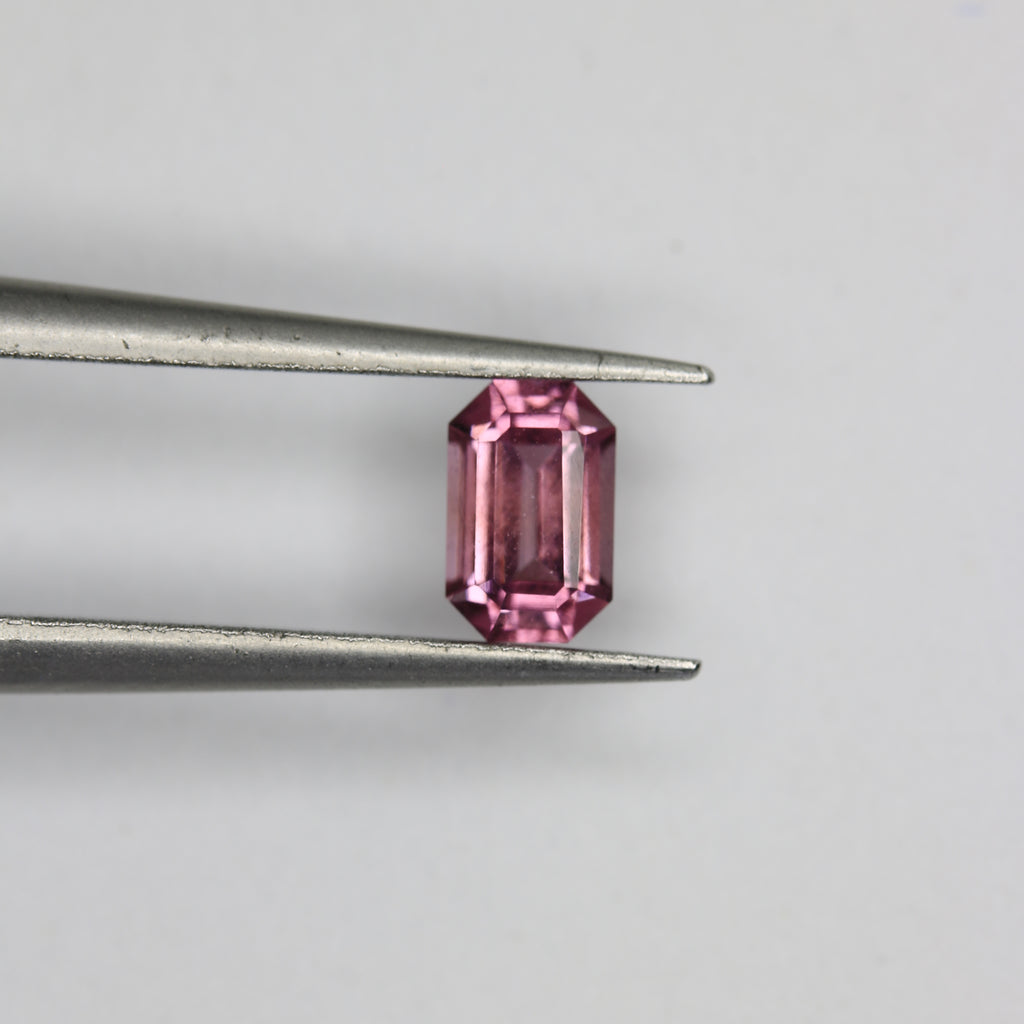 0.55ct Garnet Pink