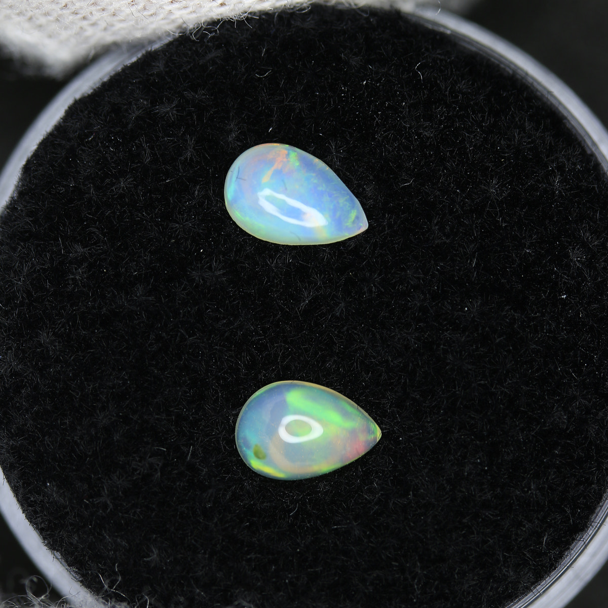 0.55ct Opal Welo Pair
