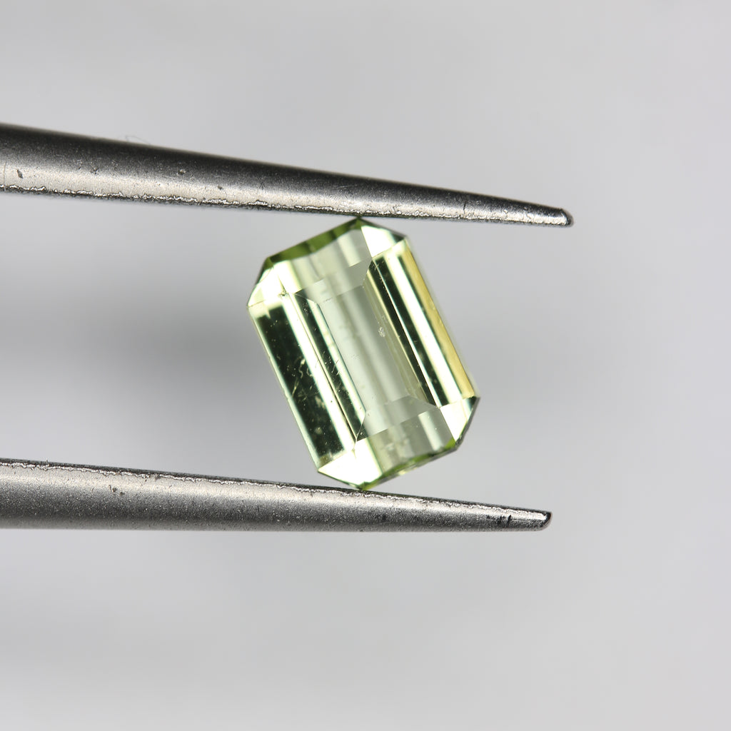 0.55ct Tourmaline Pale Green - alternate view 2