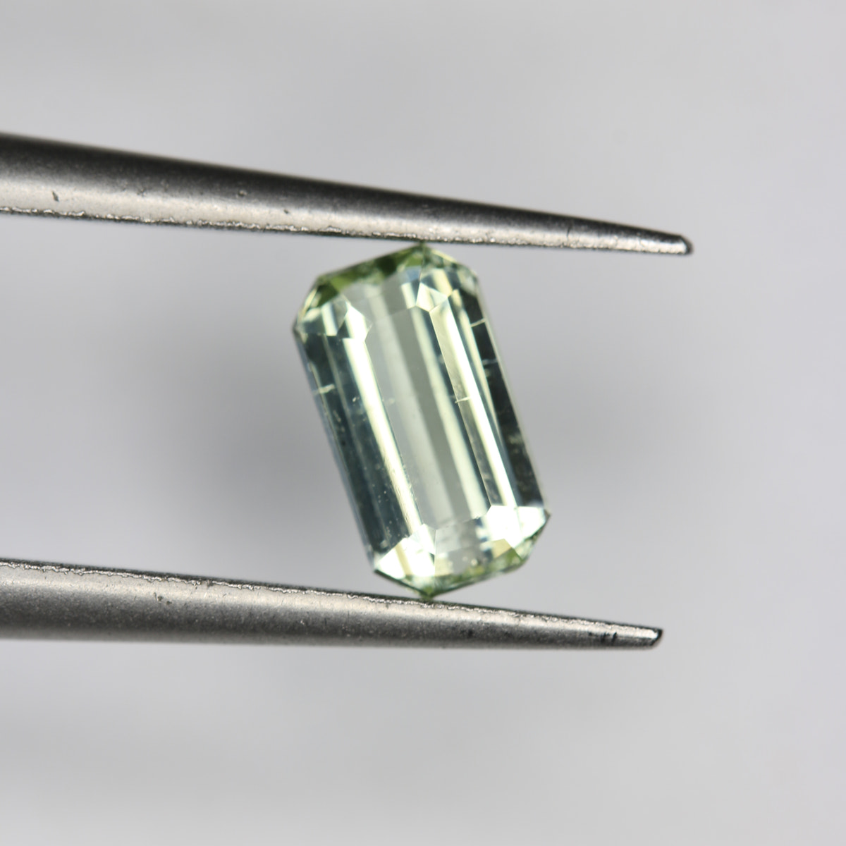 0.59ct Tourmaline Pale Green - alternate view 2