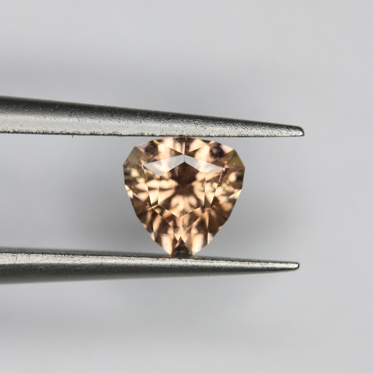 0.64ct Tourmaline Peach - alternate view 2