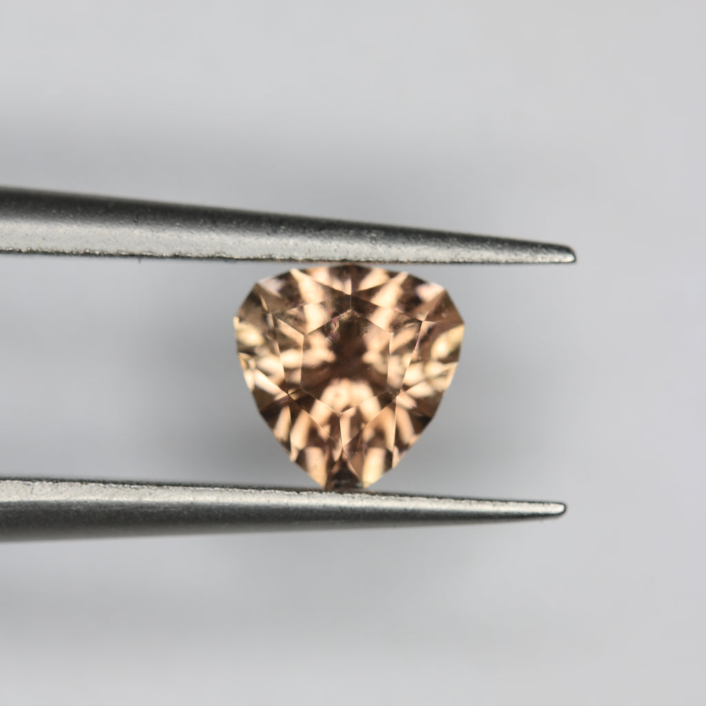 0.64ct Tourmaline Peach - alternate view 3