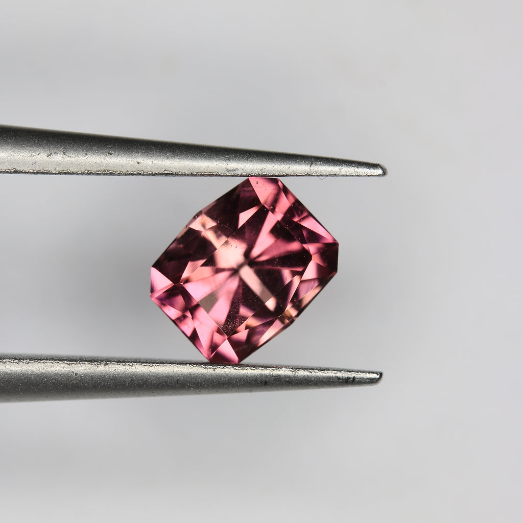 0.65ct Tourmaline Rubellite