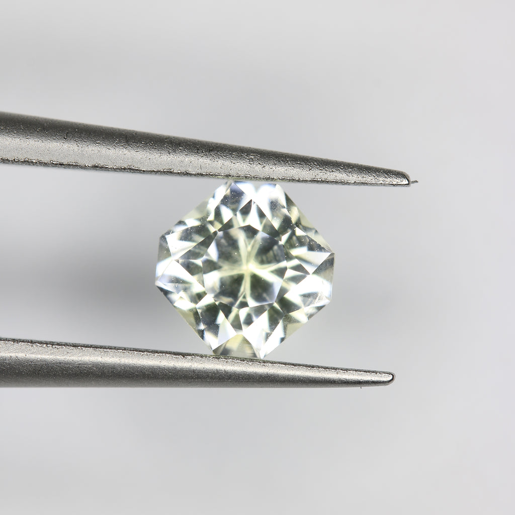 0.65ct Tourmaline - alternate view 2