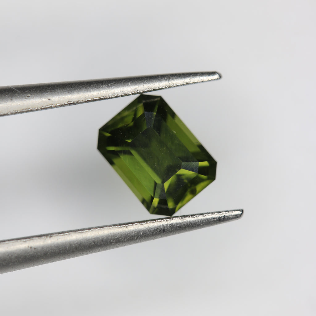0.65ct Zircon