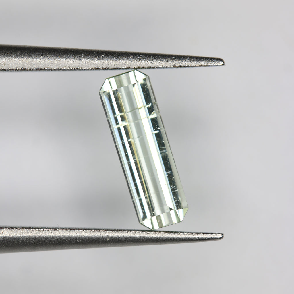 0.66ct Tourmaline Pale Green - alternate view 2