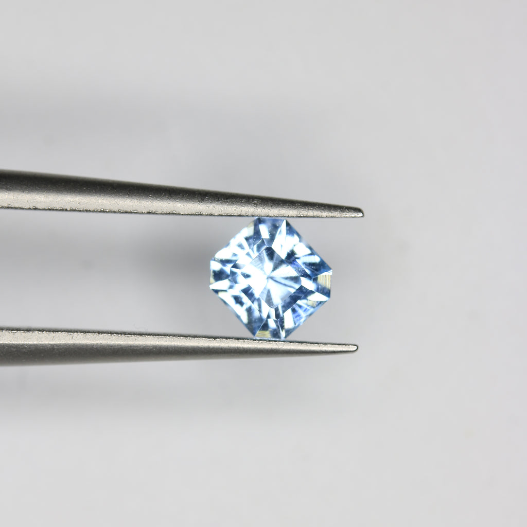 0.67ct Topaz Sky blue