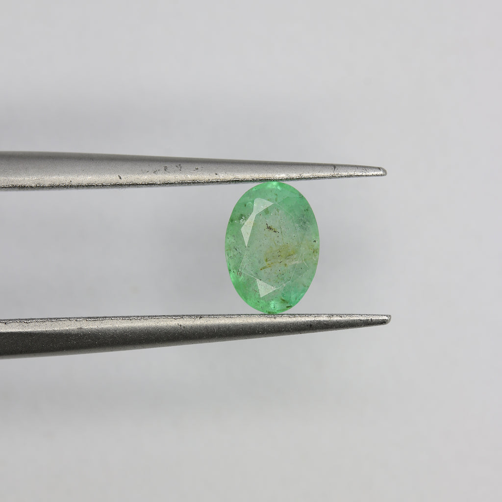 0.69ct Emerald Colombian - alternate view 2