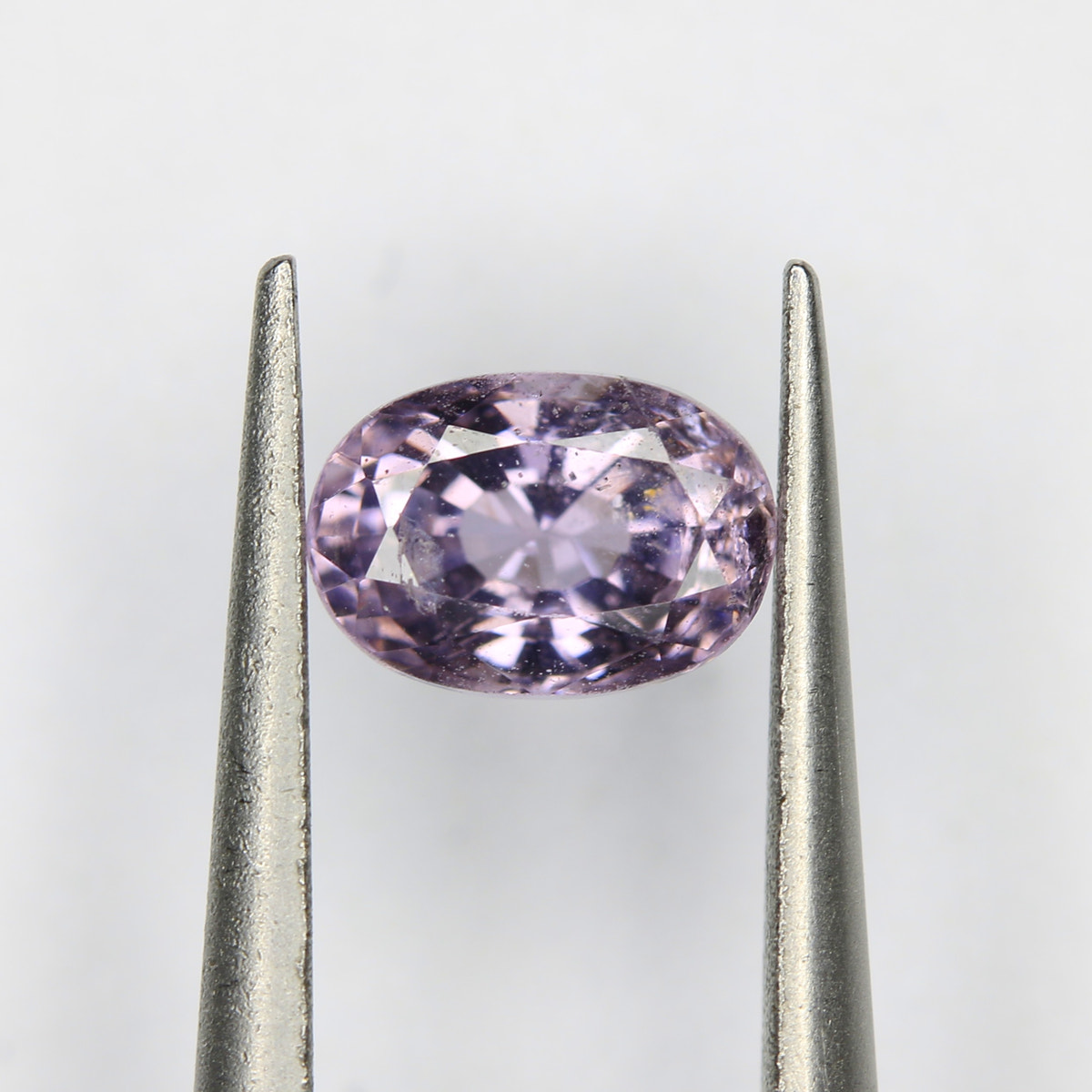 0.69ct Spinel