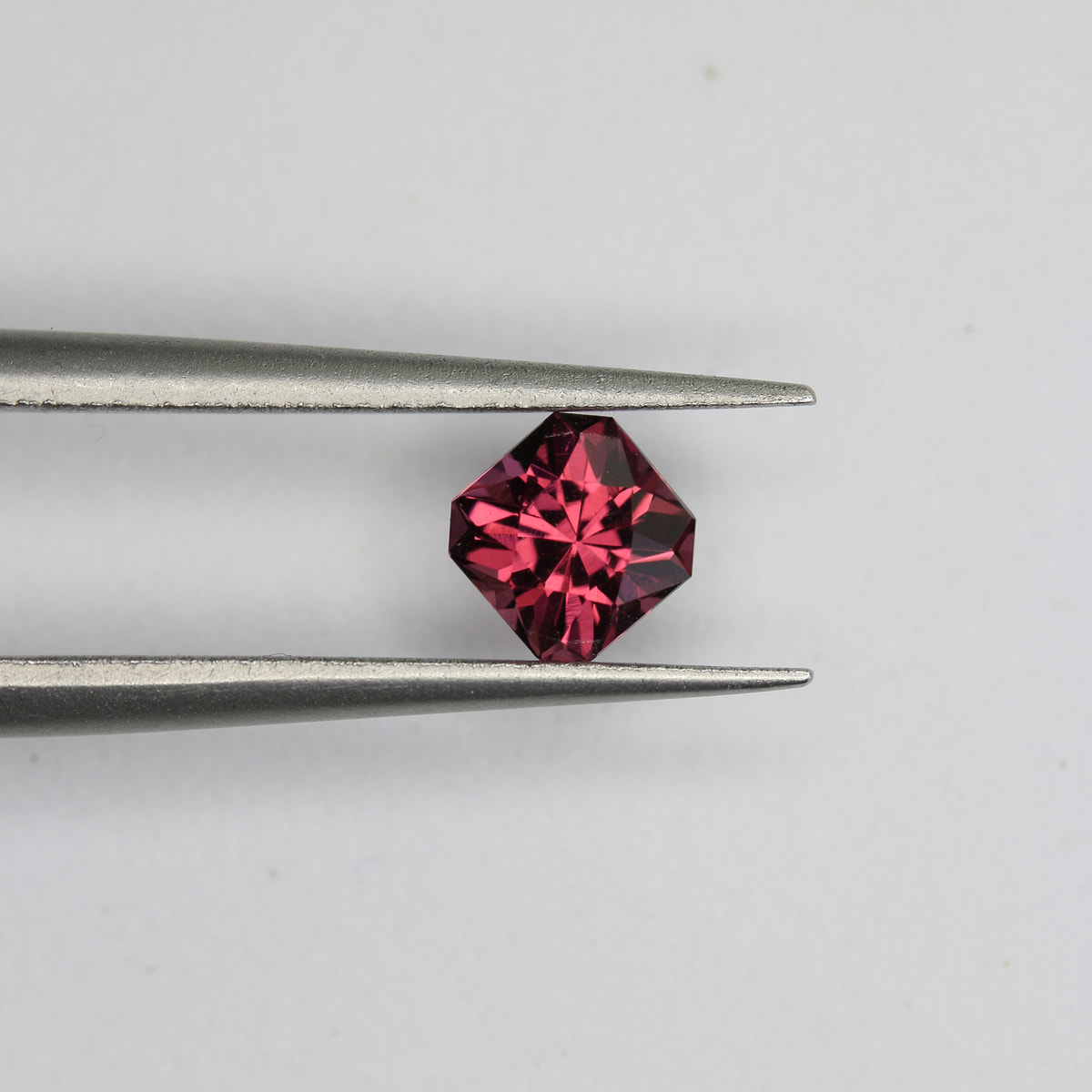 0.75ct Garnet