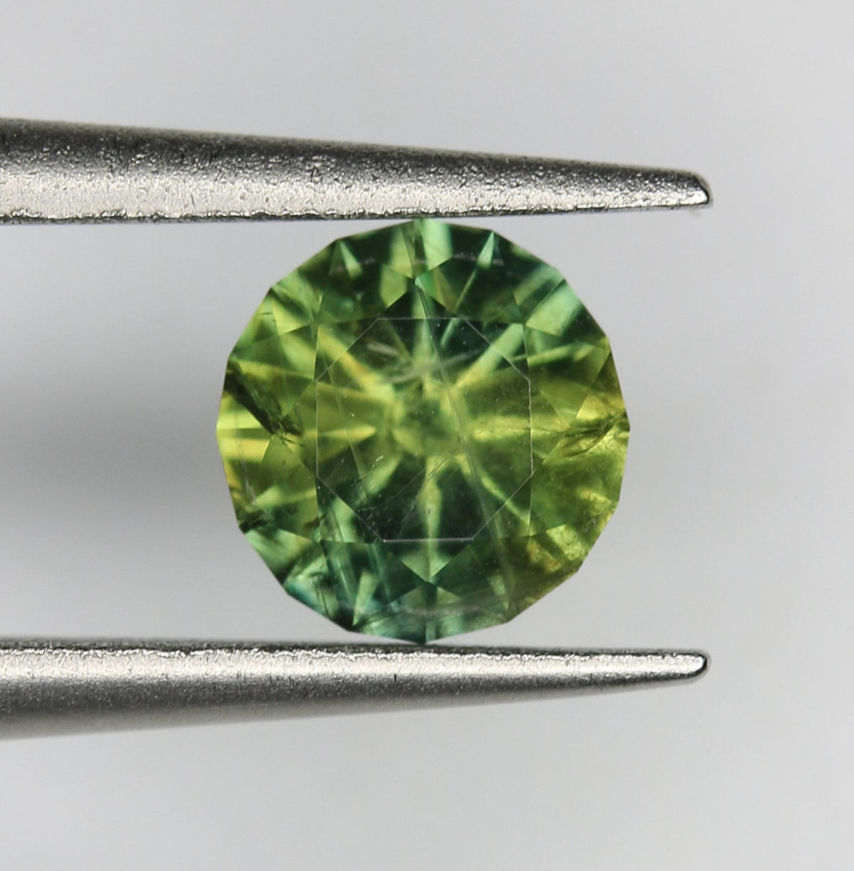 0.75ct Sapphire