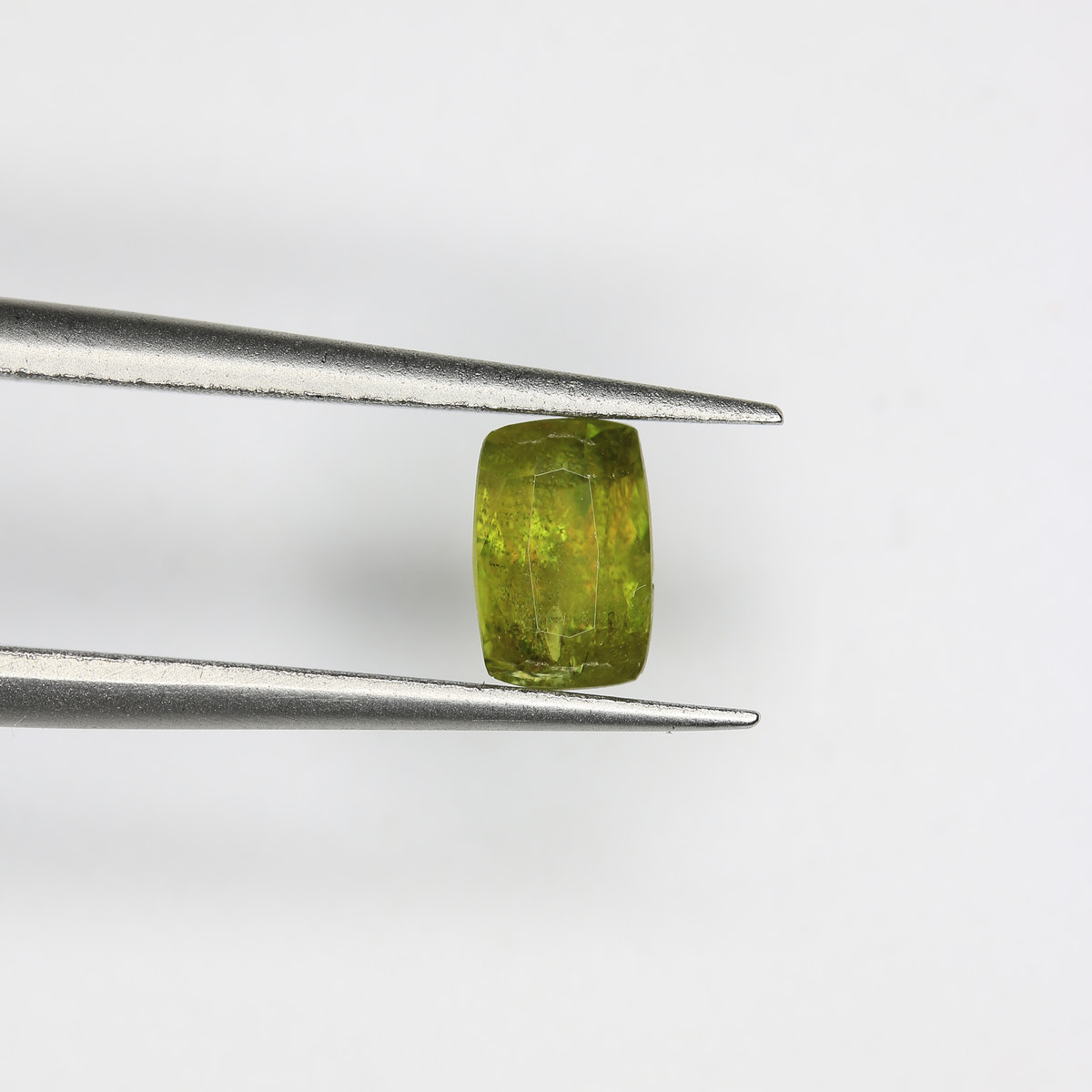 0.75ct Sphene - alternate view 2