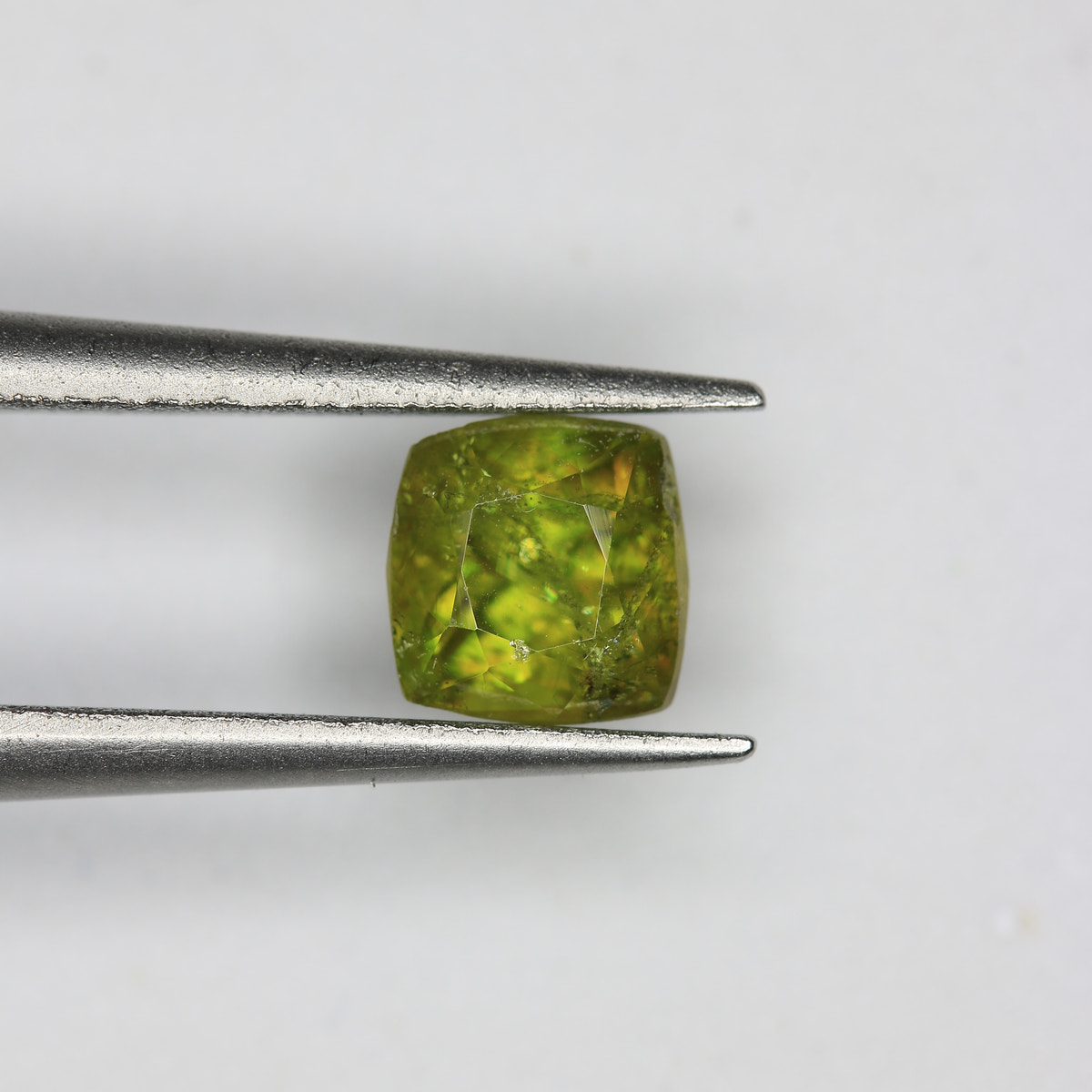 0.75ct Sphene