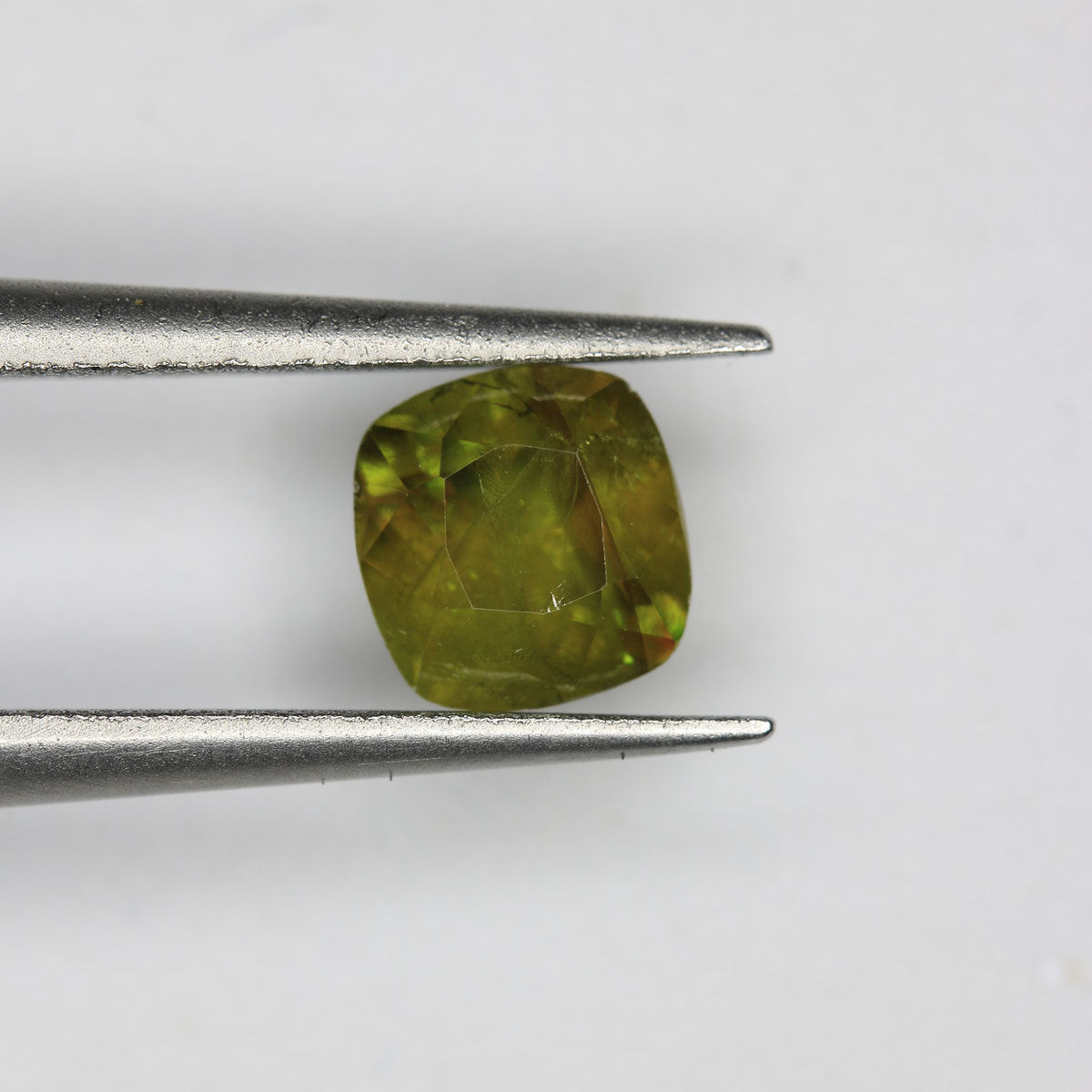 0.75ct Sphene