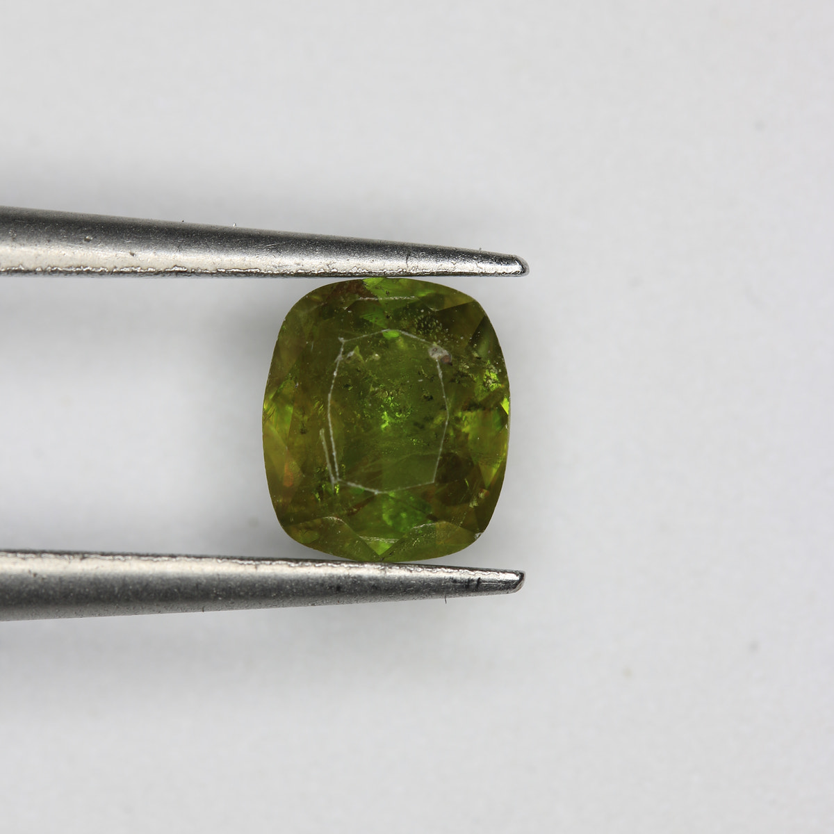 0.75ct Sphene