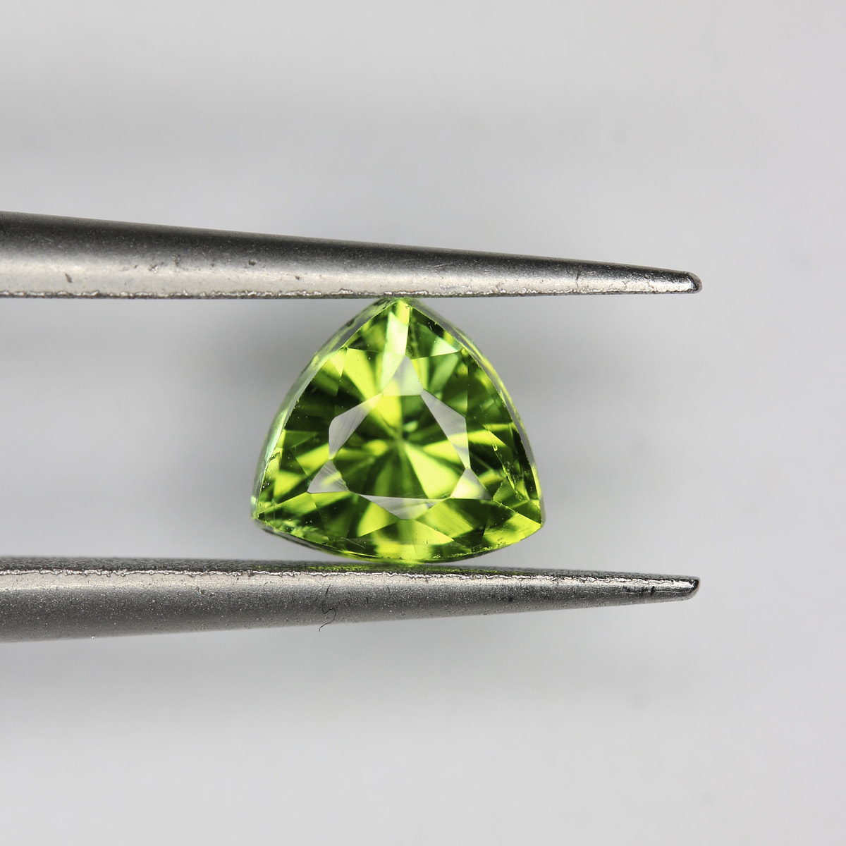 0.75ct Tourmaline Mint Green - alternate view 2
