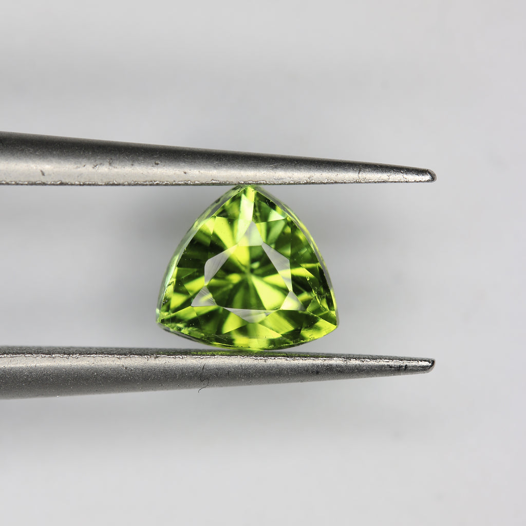 0.75ct Tourmaline Mint Green - alternate view 2