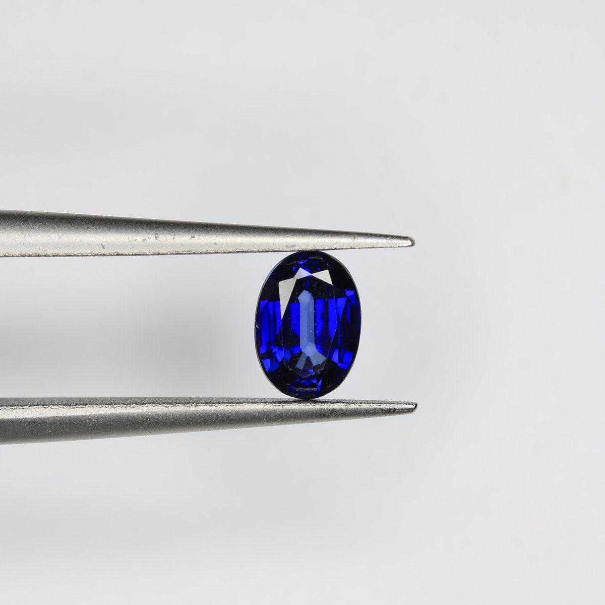 0.78ct Sapphire Royal Blue