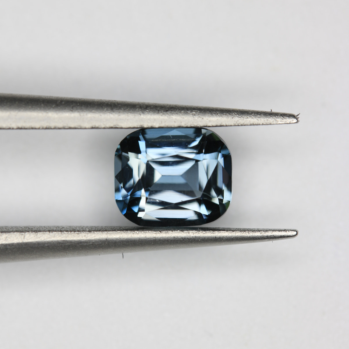 0.7ct Topaz