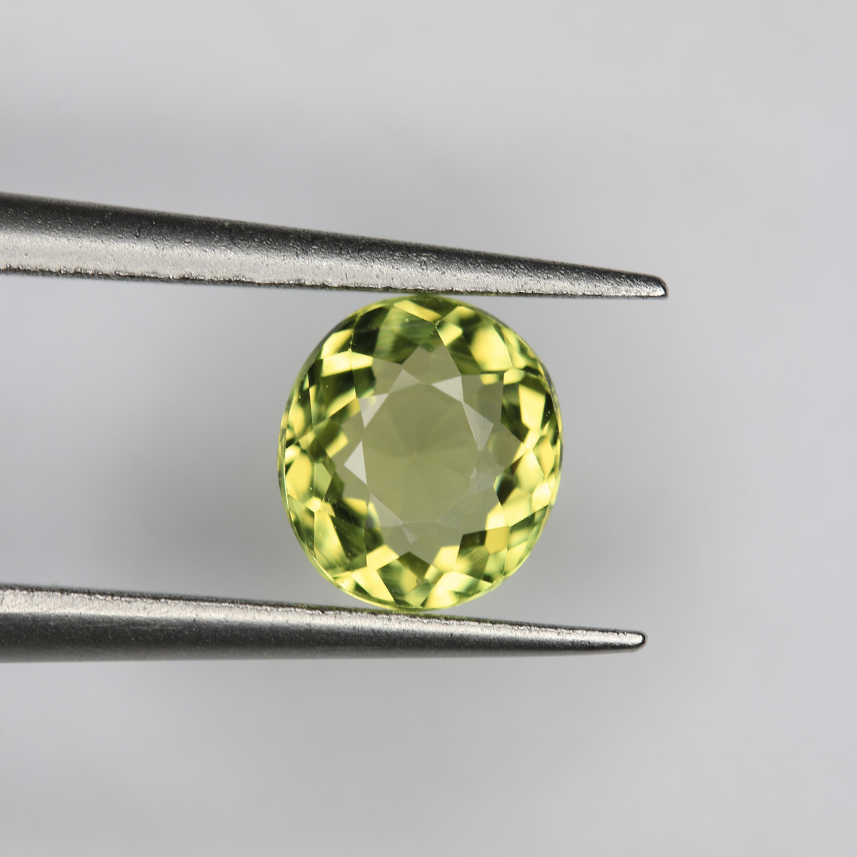 0.83ct Tourmaline Green - alternate view 2