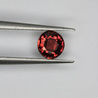 0.85ct Garnet - alternate view 2