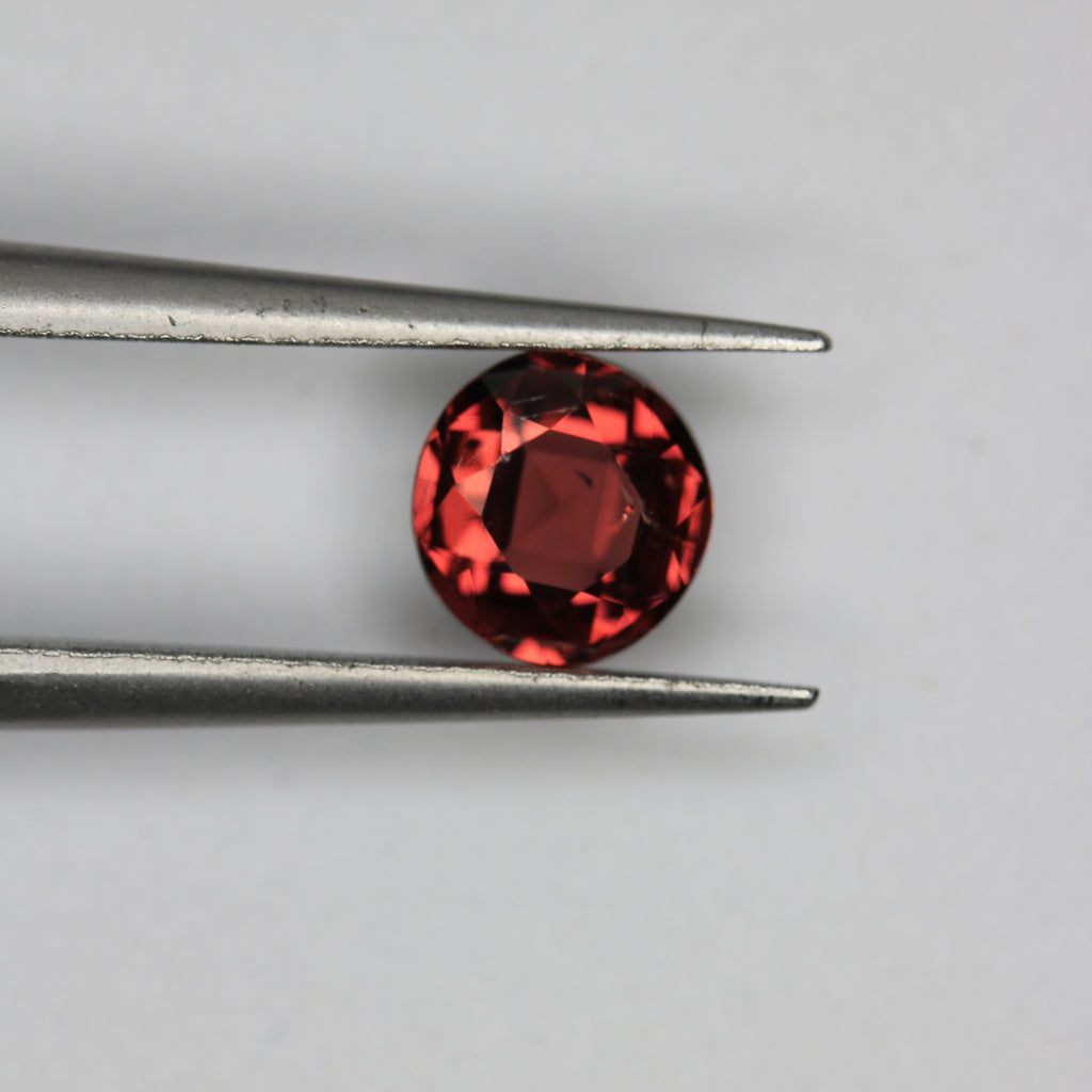 0.85ct Garnet