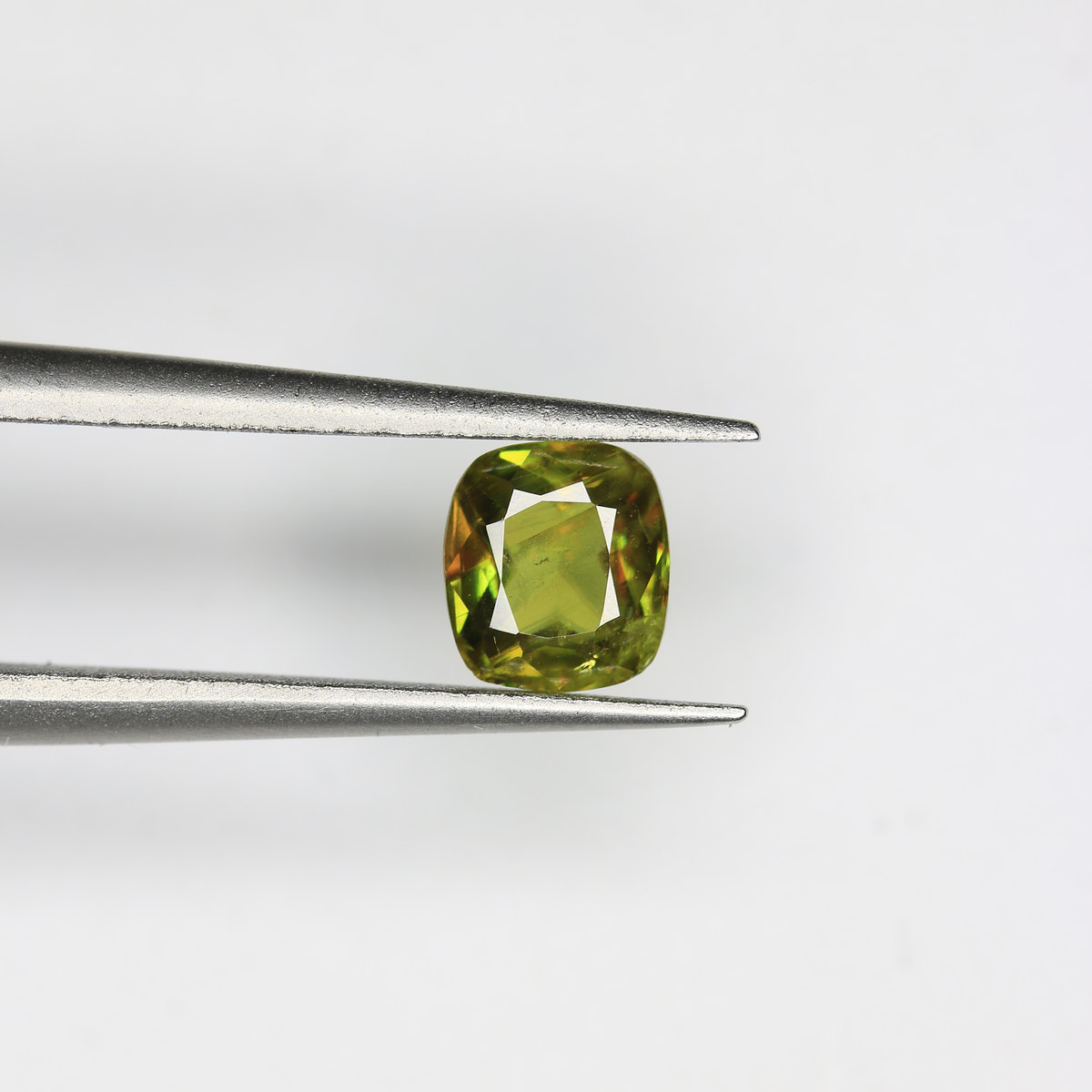 0.86ct Sphene