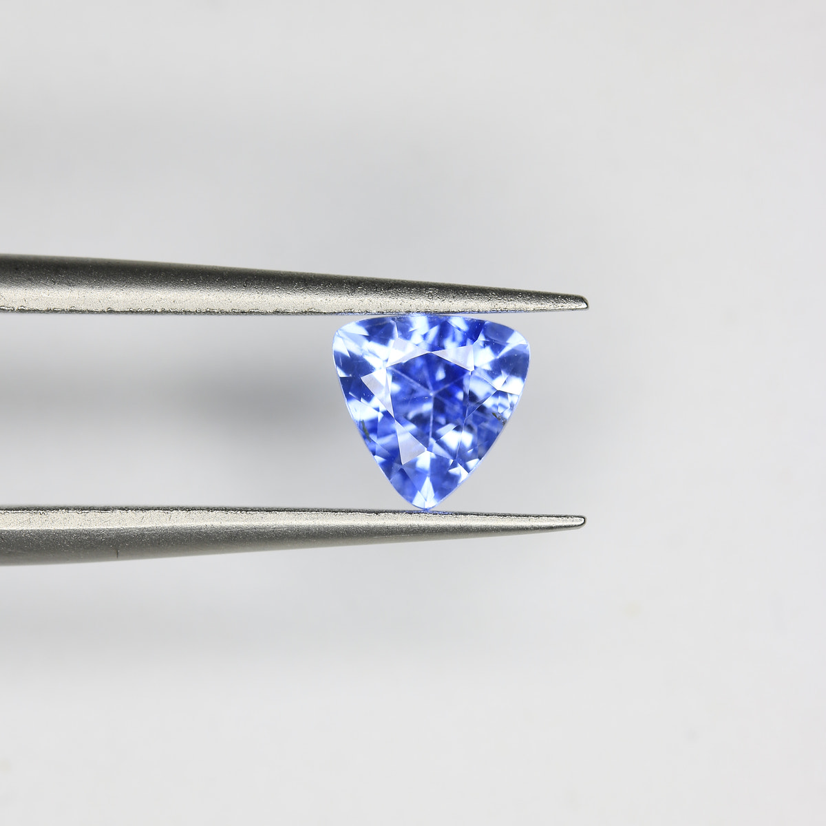 0.87ct Sapphire Cornflower Blue