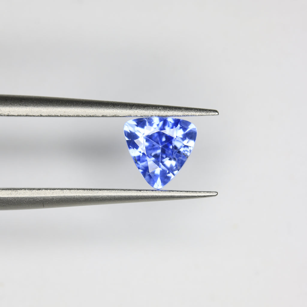 0.87ct Sapphire Cornflower Blue