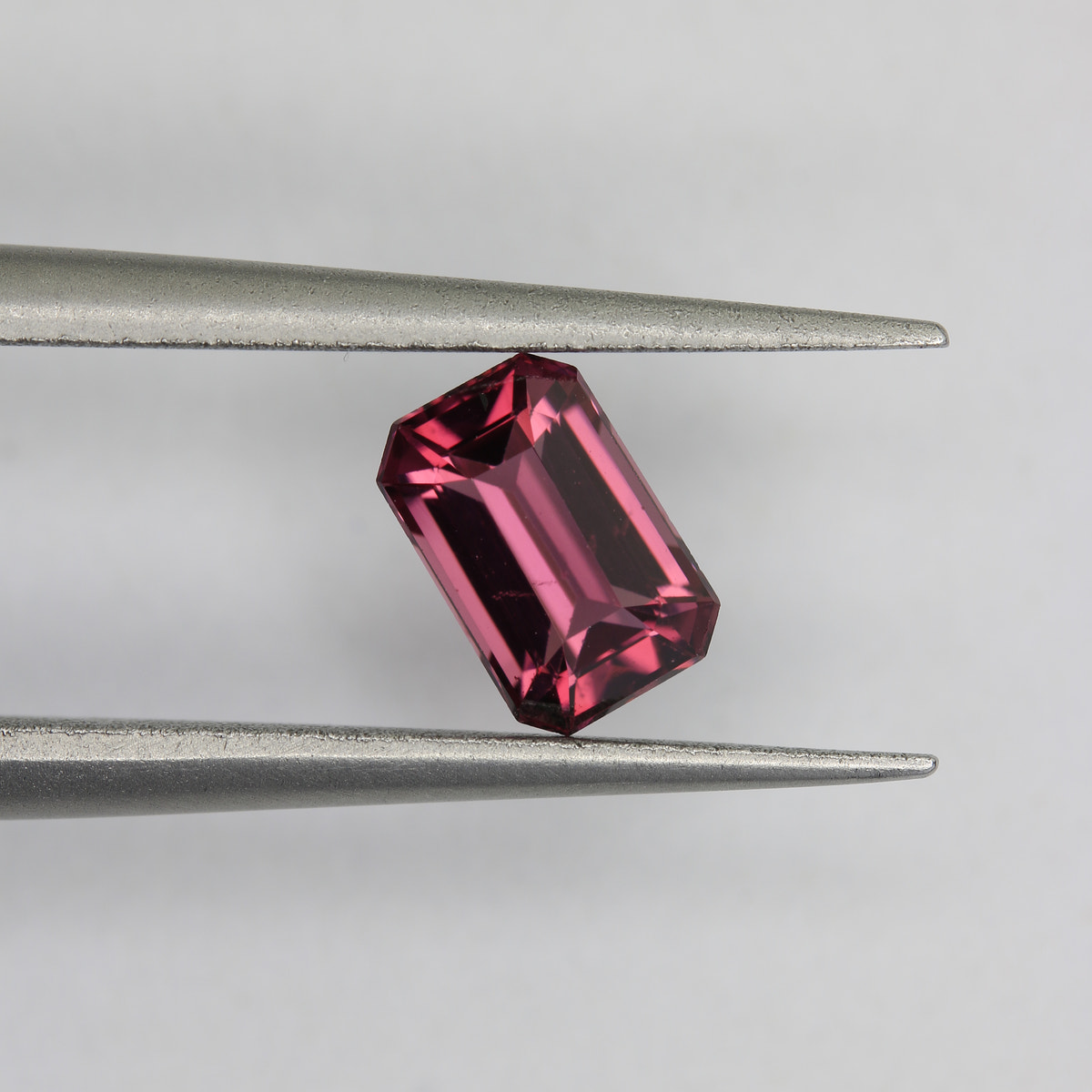 0.89ct Garnet Rhodolite