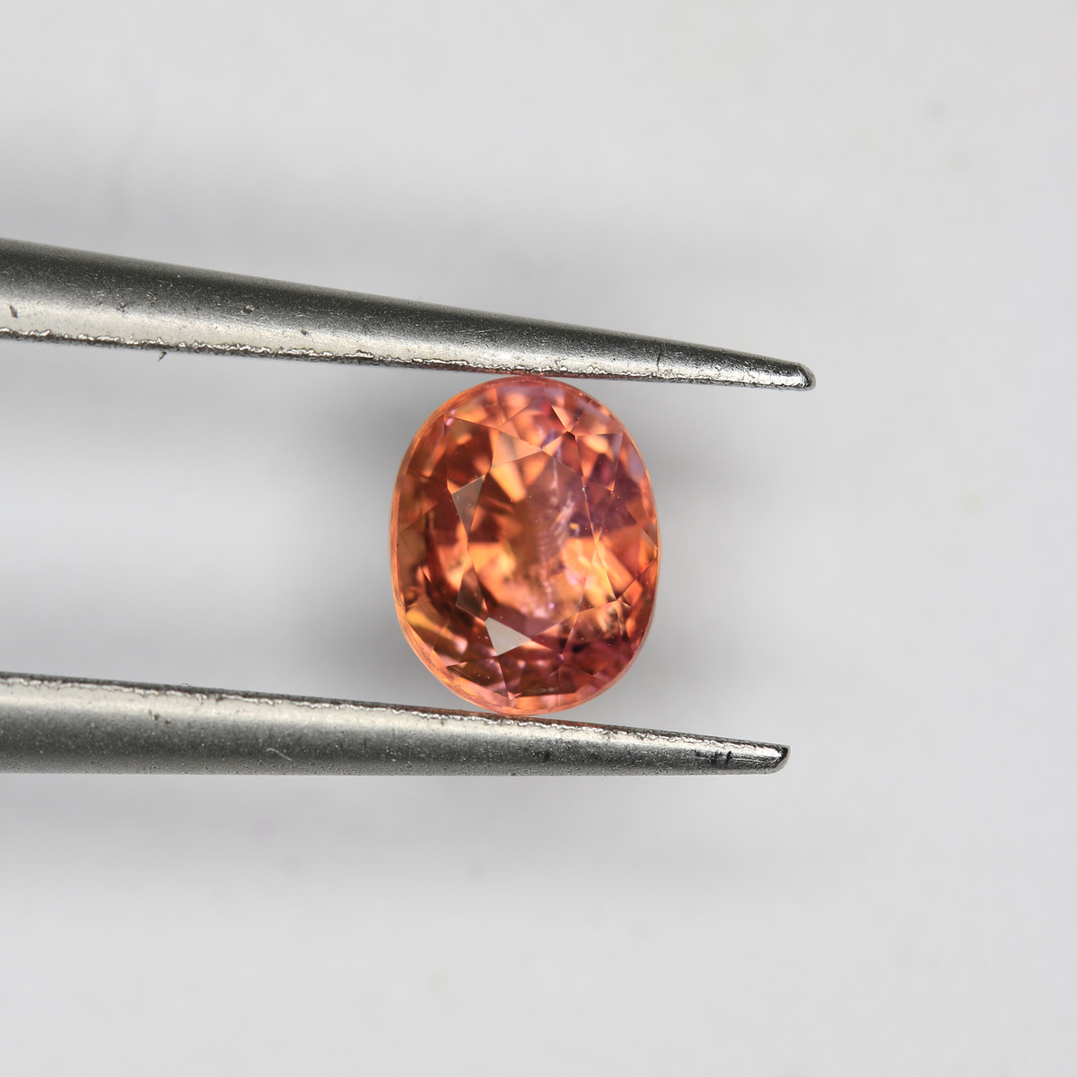 0.89ct Tourmaline Peach/Pink - alternate view 2