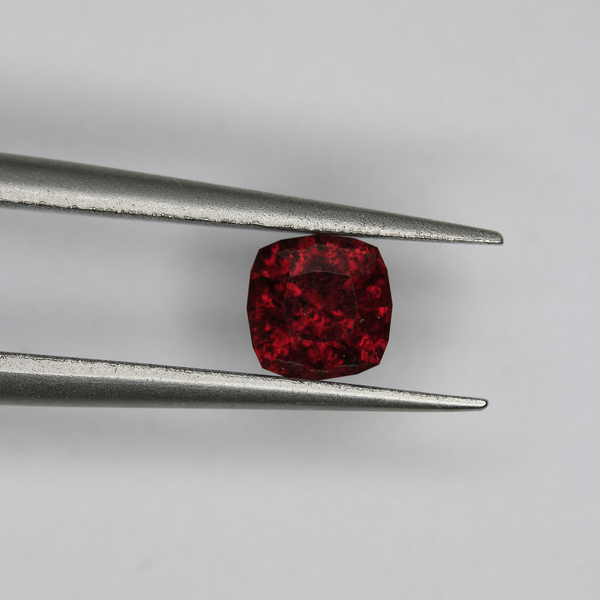 0.8ct Garnet