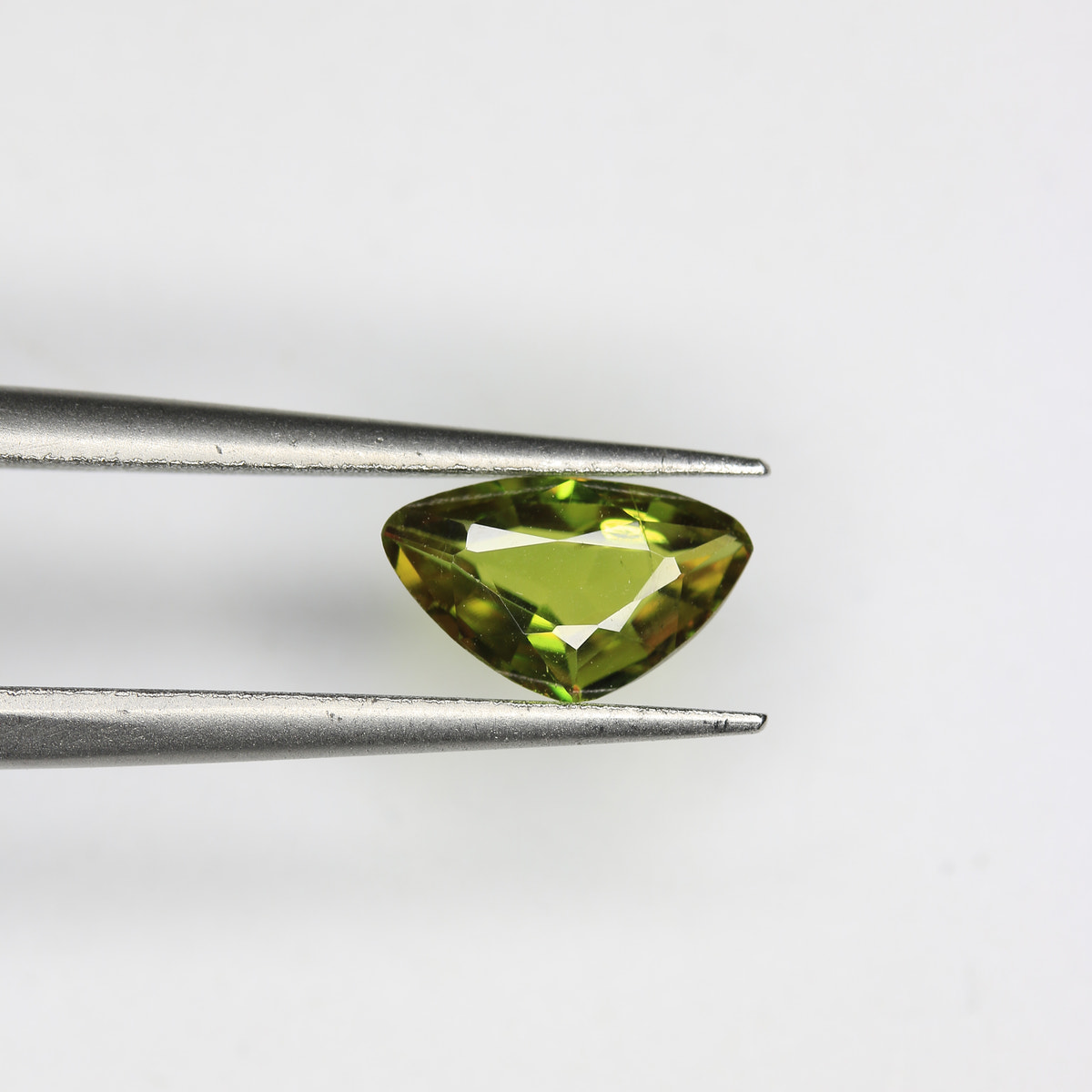 0.8ct Sphene