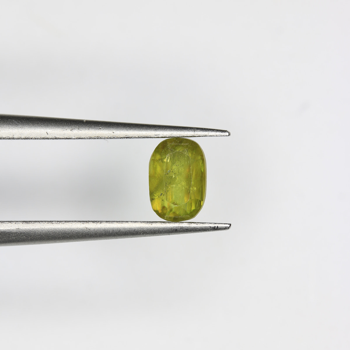0.8ct Sphene
